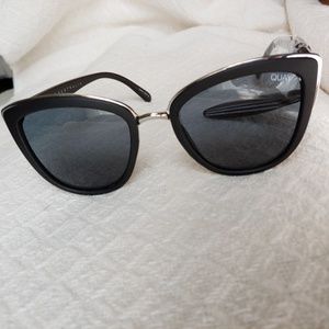 QUAY Sunglasses NEVER WORN